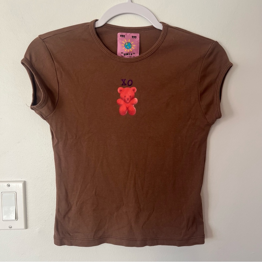 UNIF XO Gummy Bear Brown Baby Tee Shirt Top Women’s Medium M